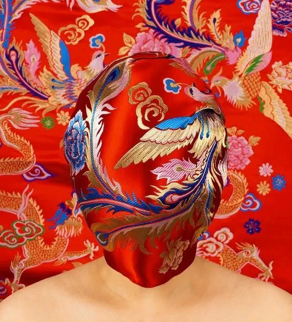 Chun Hua Catherine Dong, Honte, Société