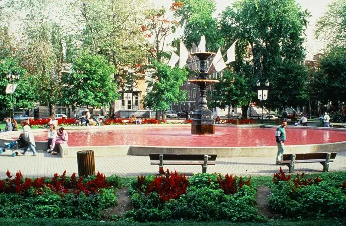 PierreAllard_1993_CarreSaintLouis_Fontaine_1a